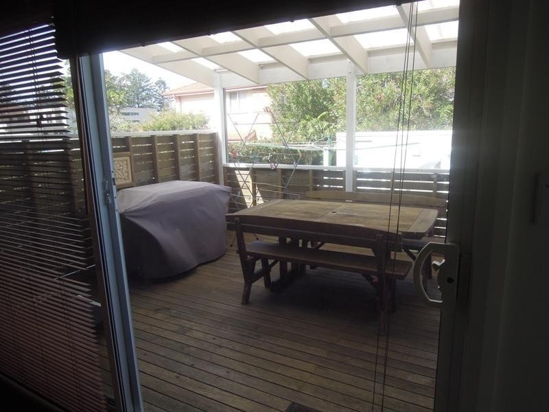 2/13 Arthur Street, Thirroul NSW 2515