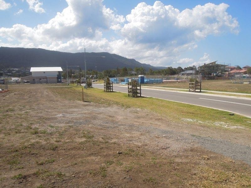 10 Kilncar Crescent, Thirroul NSW 2515