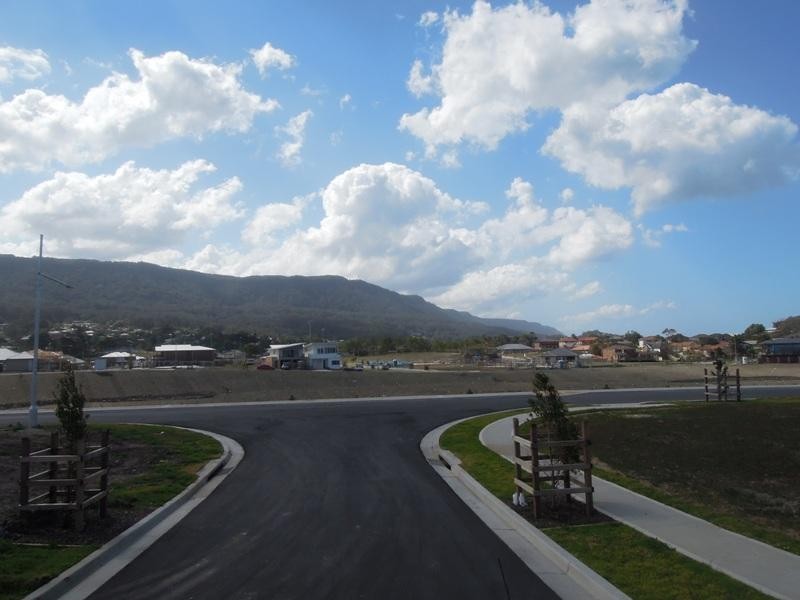 10 Kilncar Crescent, Thirroul NSW 2515