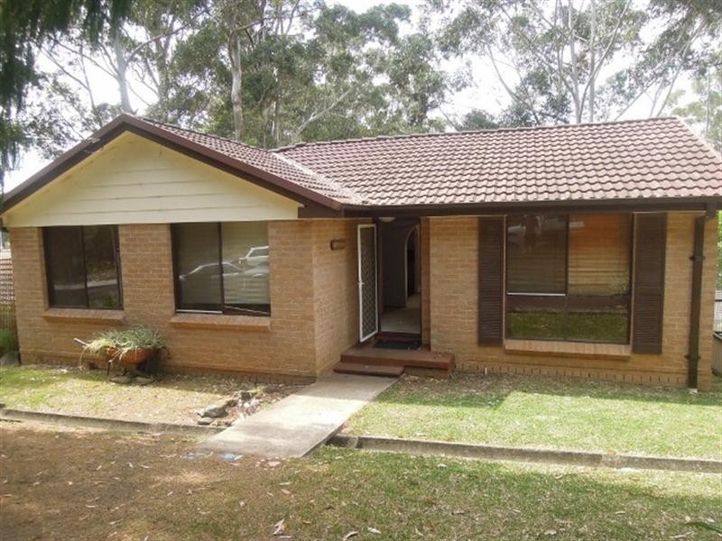 40 Armagh Parade, Thirroul NSW 2515