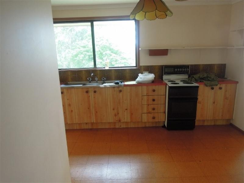 40 Armagh Parade, Thirroul NSW 2515