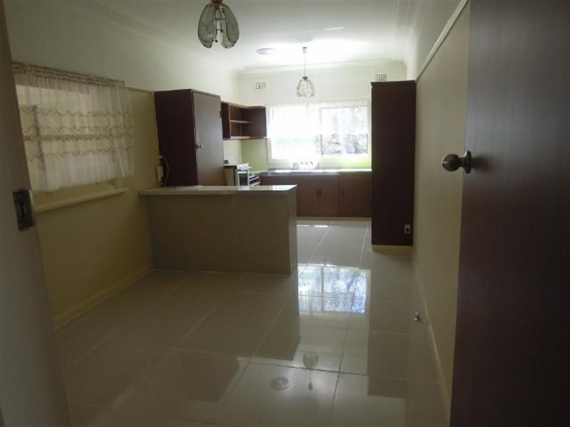 4 Mehaffy Street, Woonona NSW 2517