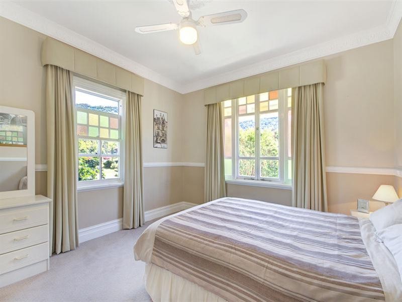12 Lachlan Street, Thirroul NSW 2515