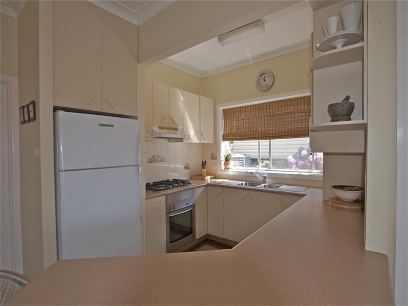 17 Joseph Street, Woonona NSW 2517