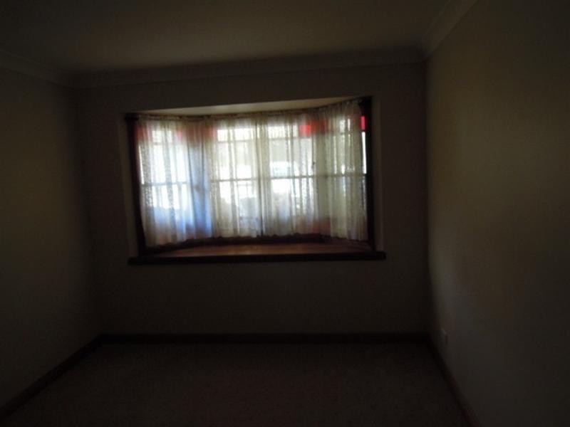 26 Camden Grove, Figtree NSW 2525