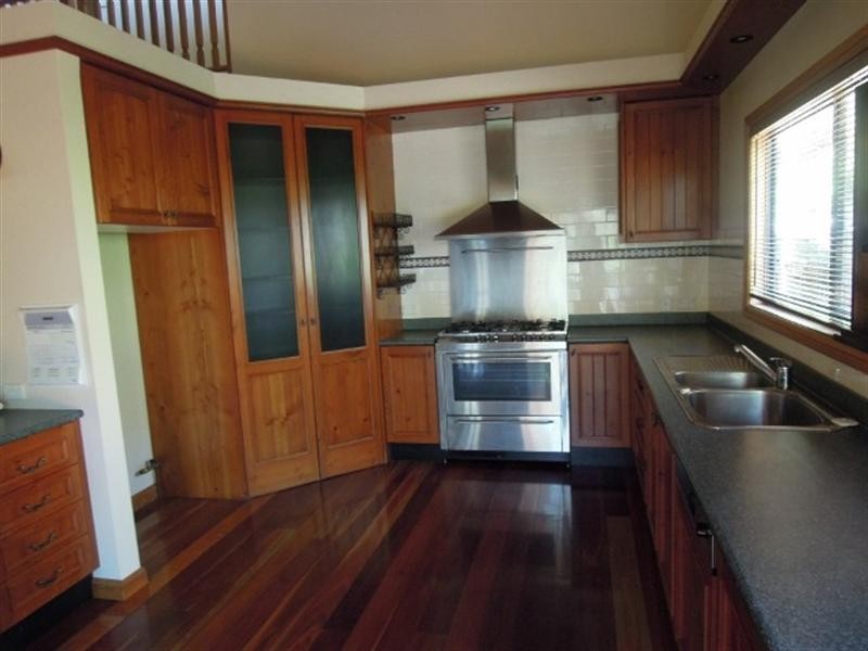 26 Camden Grove, Figtree NSW 2525