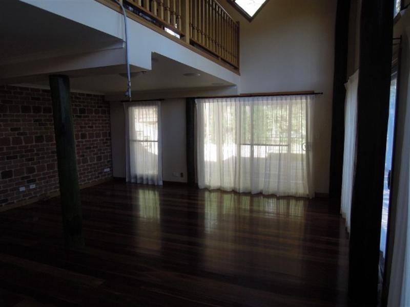 26 Camden Grove, Figtree NSW 2525