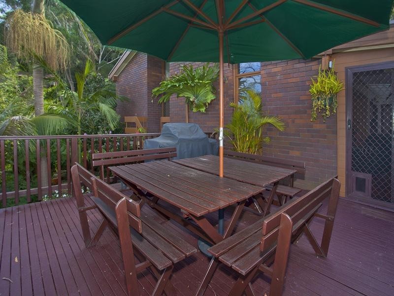 27 Kanangra Drive, Thirroul NSW 2515