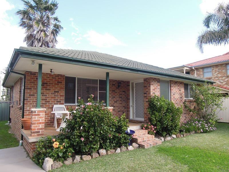 2/24 Harbord Street, Thirroul NSW 2515
