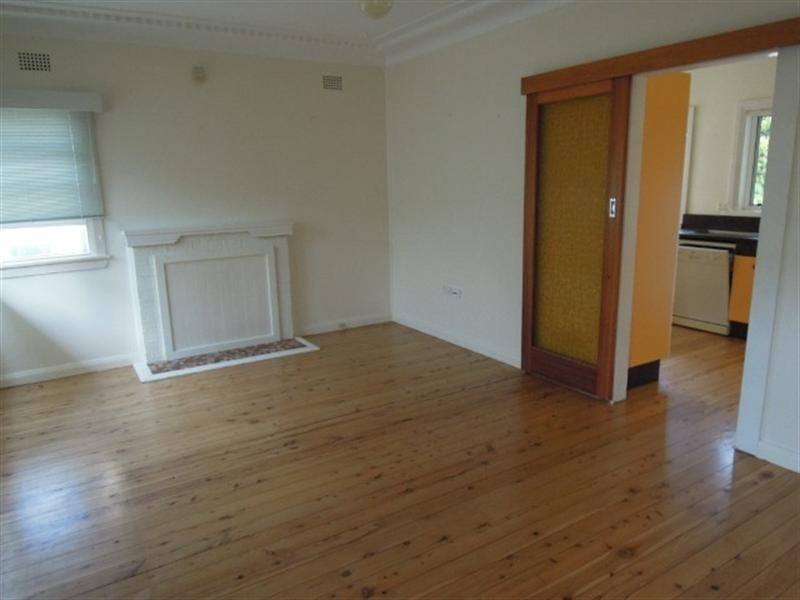 56 Lachlan Street, Thirroul NSW 2515