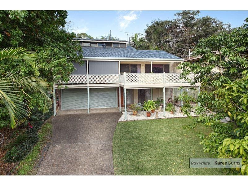 19 Ashburton Street, Chapel Hill QLD 4069