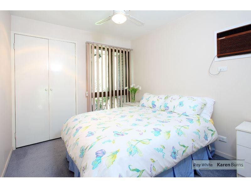 19 Ashburton Street, Chapel Hill QLD 4069