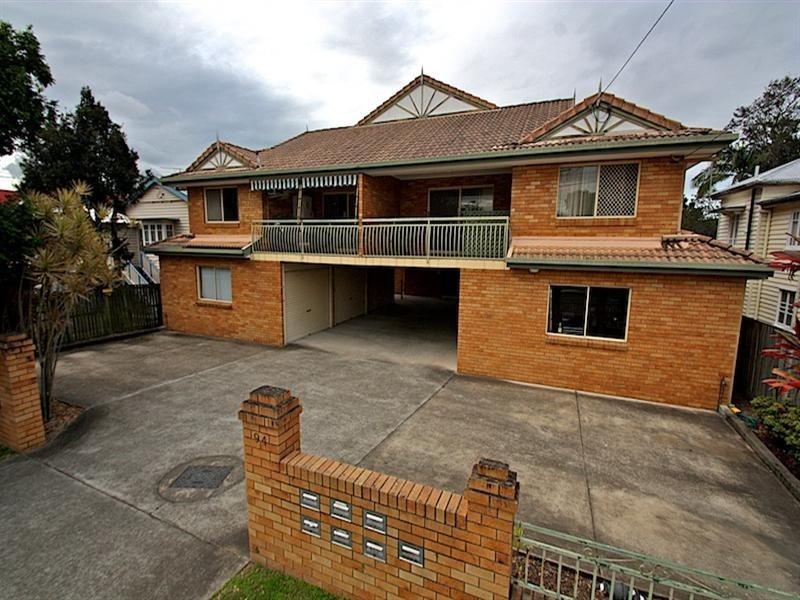 6/94 Cavendish Road, Coorparoo QLD 4151