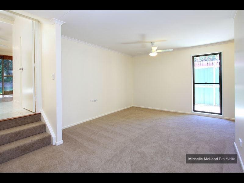 3 Lambourn Street, Chapel Hill QLD 4069