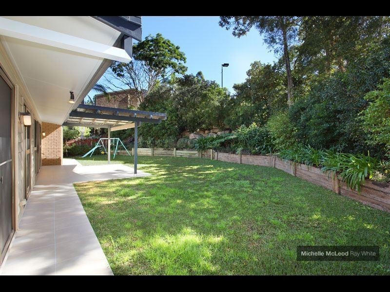3 Lambourn Street, Chapel Hill QLD 4069