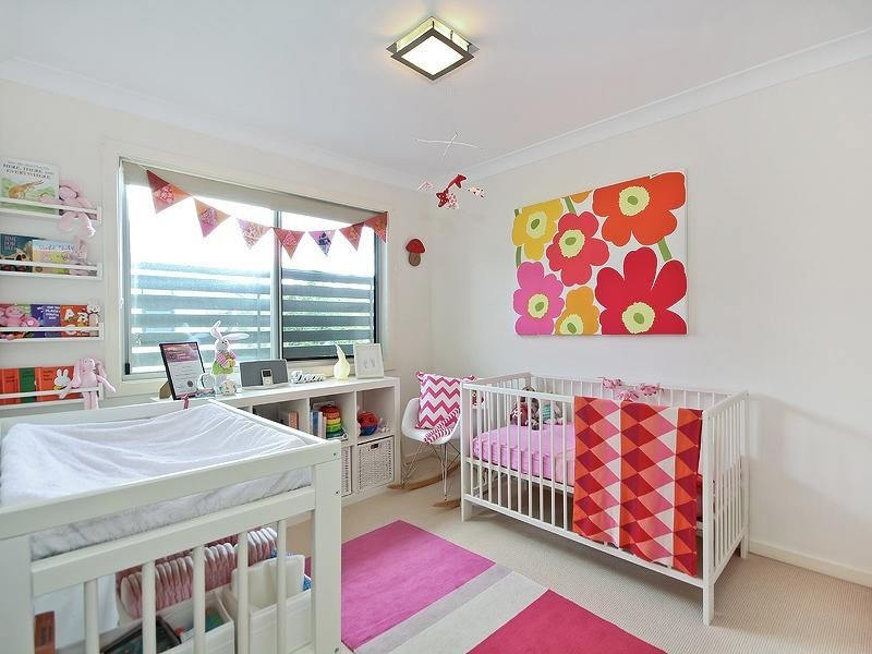 17 Queens Road, Taringa QLD 4068