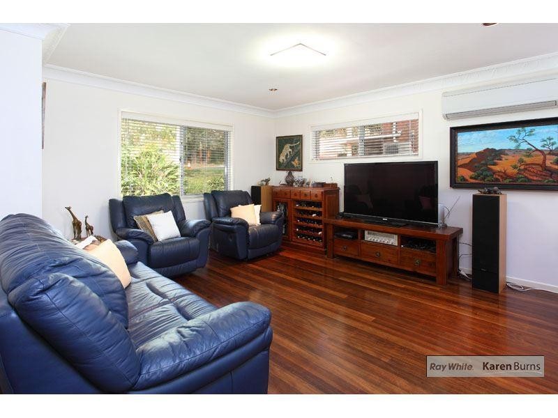 28 Kersley Road, Kenmore QLD 4069