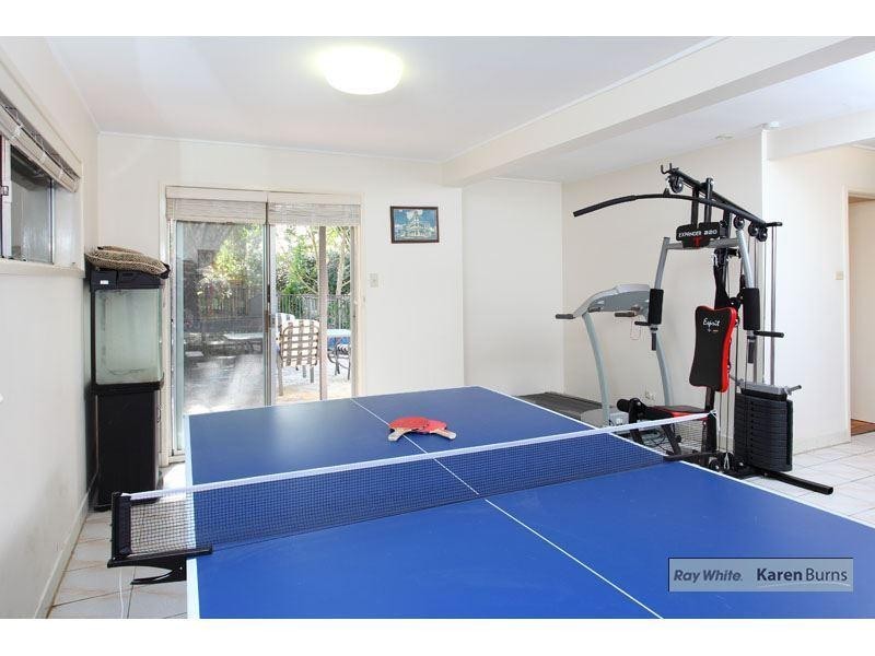 28 Kersley Road, Kenmore QLD 4069