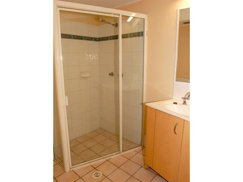 2/44 Lissner Street, Toowong QLD 4066