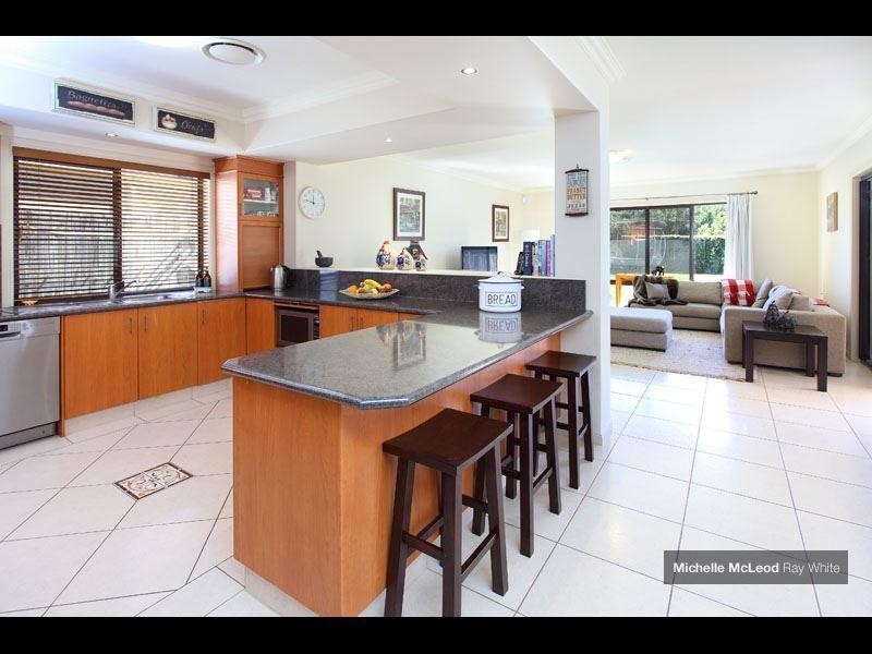 45 Blackbutt Place, Brookfield QLD 4069