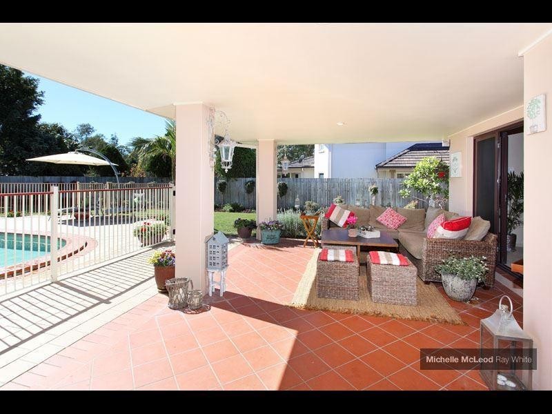 45 Blackbutt Place, Brookfield QLD 4069