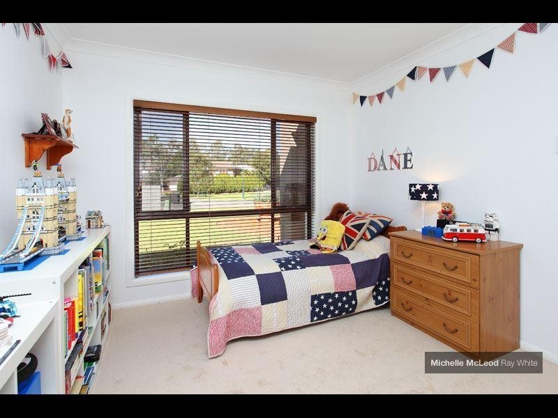 45 Blackbutt Place, Brookfield QLD 4069