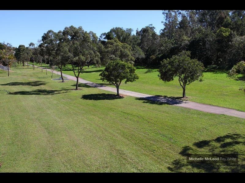 45 Blackbutt Place, Brookfield QLD 4069