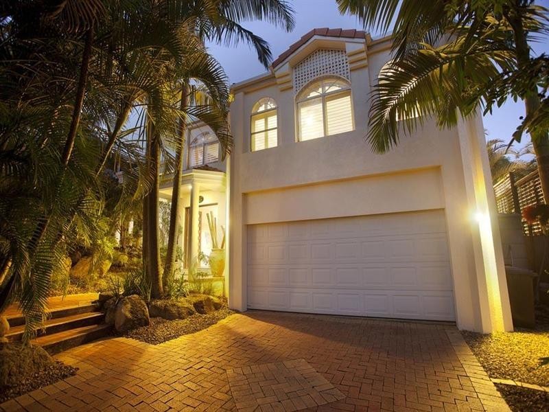 60 Drysdale Crescent, Brookfield QLD 4069