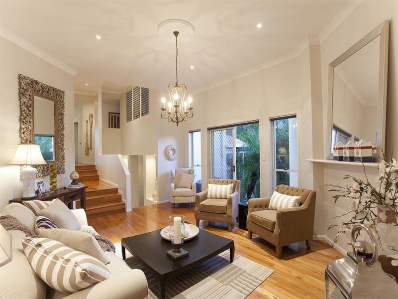 60 Drysdale Crescent, Brookfield QLD 4069