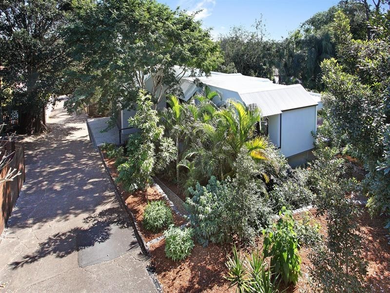 30 Chapel Hill Road, Chapel Hill QLD 4069