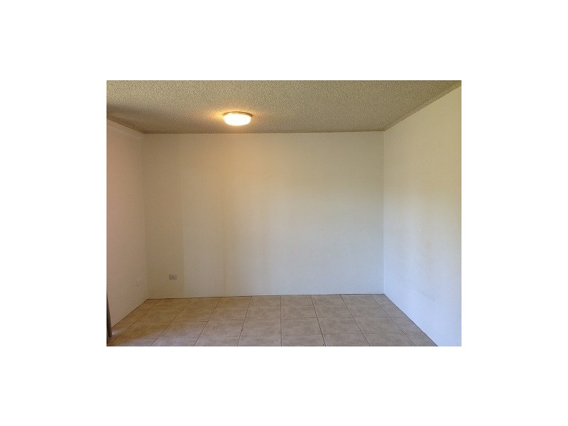 2/57 Brisbane Street, St Lucia QLD 4067