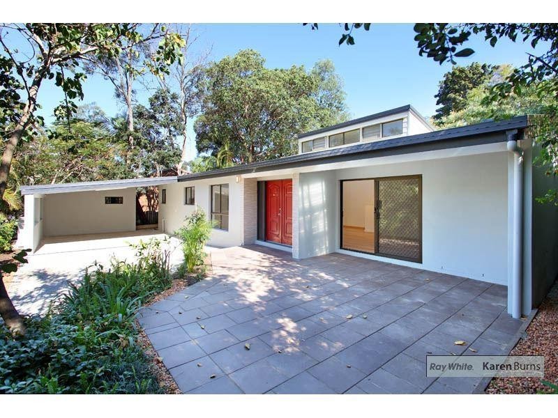 14 Struan Street, Chapel Hill QLD 4069