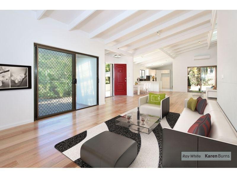 14 Struan Street, Chapel Hill QLD 4069