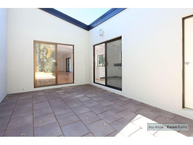 14 Struan Street, Chapel Hill QLD 4069