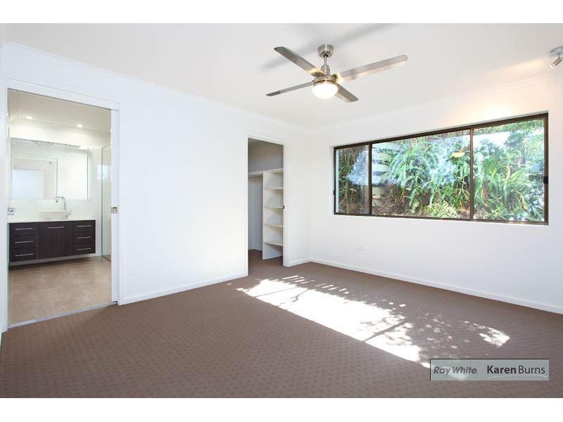 14 Struan Street, Chapel Hill QLD 4069