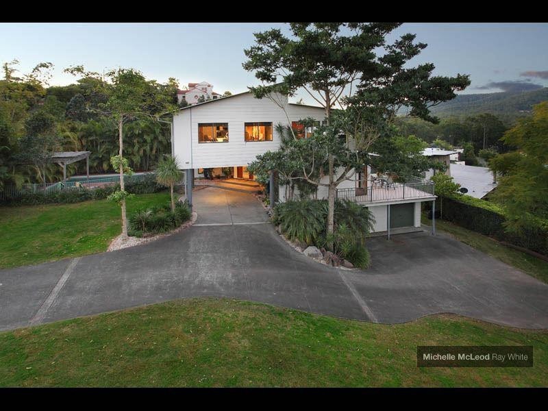 5 Bielby Road, Kenmore QLD 4069