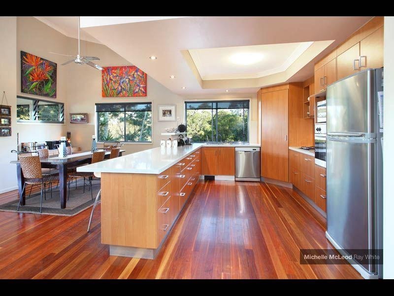 5 Bielby Road, Kenmore QLD 4069