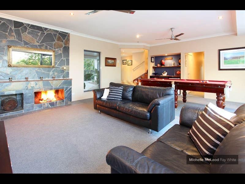 5 Bielby Road, Kenmore QLD 4069