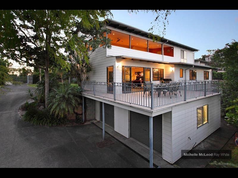 5 Bielby Road, Kenmore QLD 4069