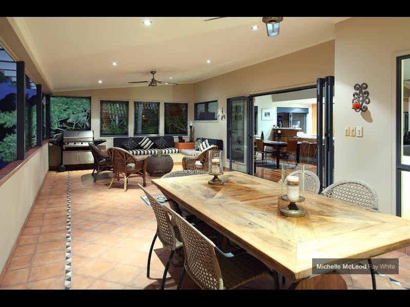 5 Bielby Road, Kenmore QLD 4069