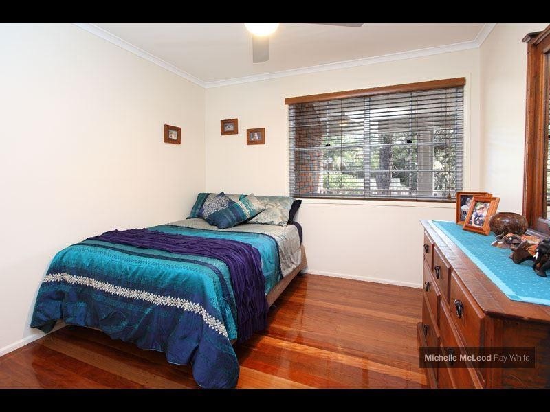 44 Goolman Street, Chapel Hill QLD 4069