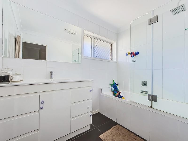 361 Horizon Drive, Riverhills QLD 4074