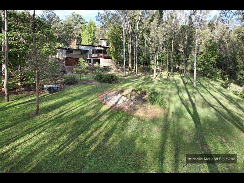 24 Kookaburra Street, Kenmore Hills QLD 4069