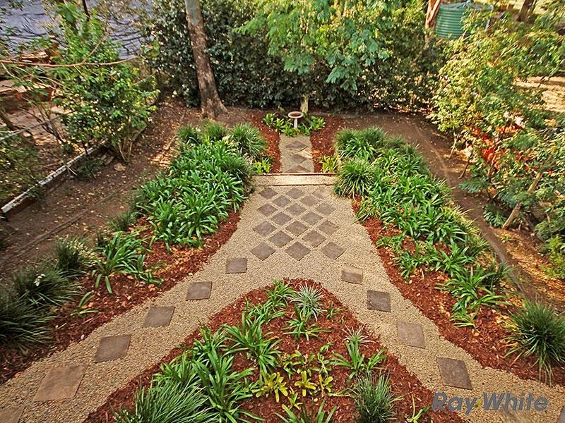 29 Equinox Street, Taringa QLD 4068