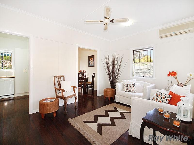 29 Equinox Street, Taringa QLD 4068