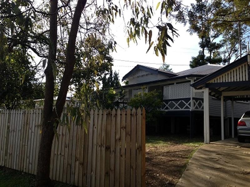 37 Hillsdon Road, Taringa QLD 4068