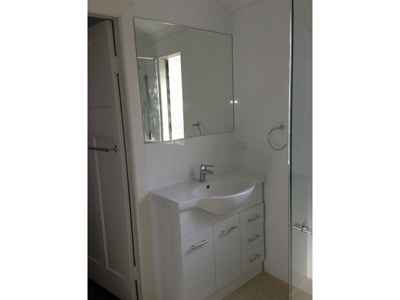 37 Hillsdon Road, Taringa QLD 4068