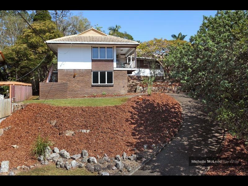 45 Clarina Street, Chapel Hill QLD 4069