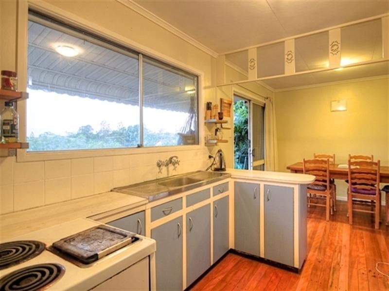 79 Mingera Street, Mansfield QLD 4122