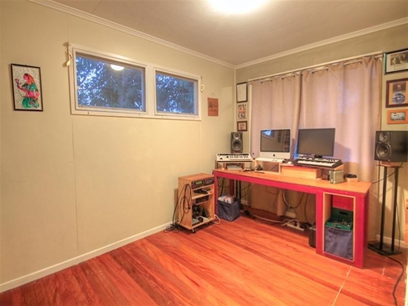 79 Mingera Street, Mansfield QLD 4122